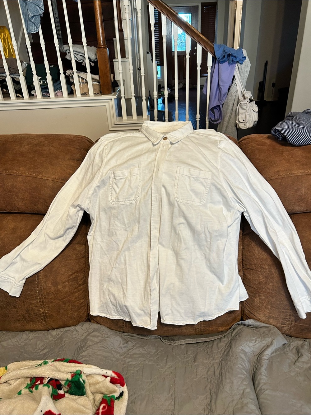 32 Degrees White Button-Down Long Sleeve Shirt